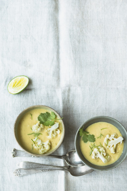 Spiced cauliflower soup