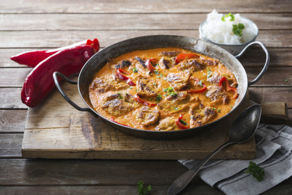 Tofu steaks in pepper sauce