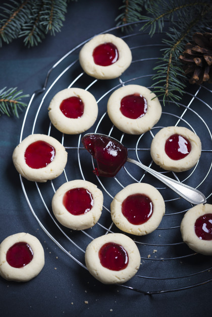 Thumbprint cookies (vegan)