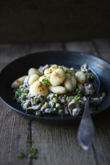 Gnocchi with mushroom and pea ragout