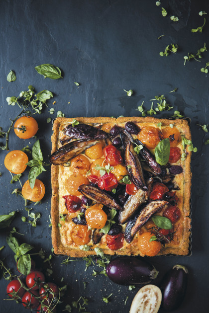 Mediterranean vegetable tart with tomatoes and aubergines