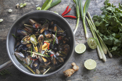 Thai steamed mussels with ginger, lime, spring onions, coriander and chilli (Thailand)