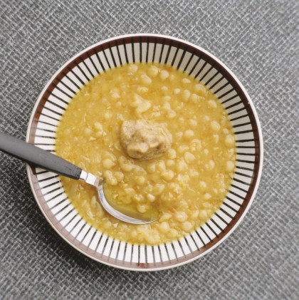 Swedish pea soup with mustard