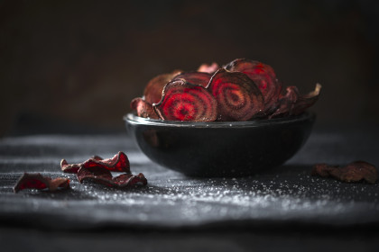 Beetroot crisps with sea salt