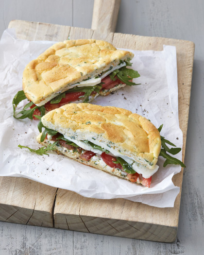 Cloud bread sandwich with feta and rocket salad