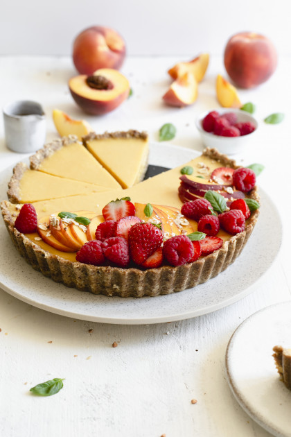 Vegan peach tart with a gluten-free base