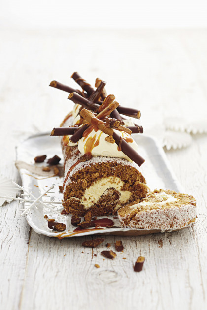 Cheesecake Swiss Roll with Gingerbread Sticks