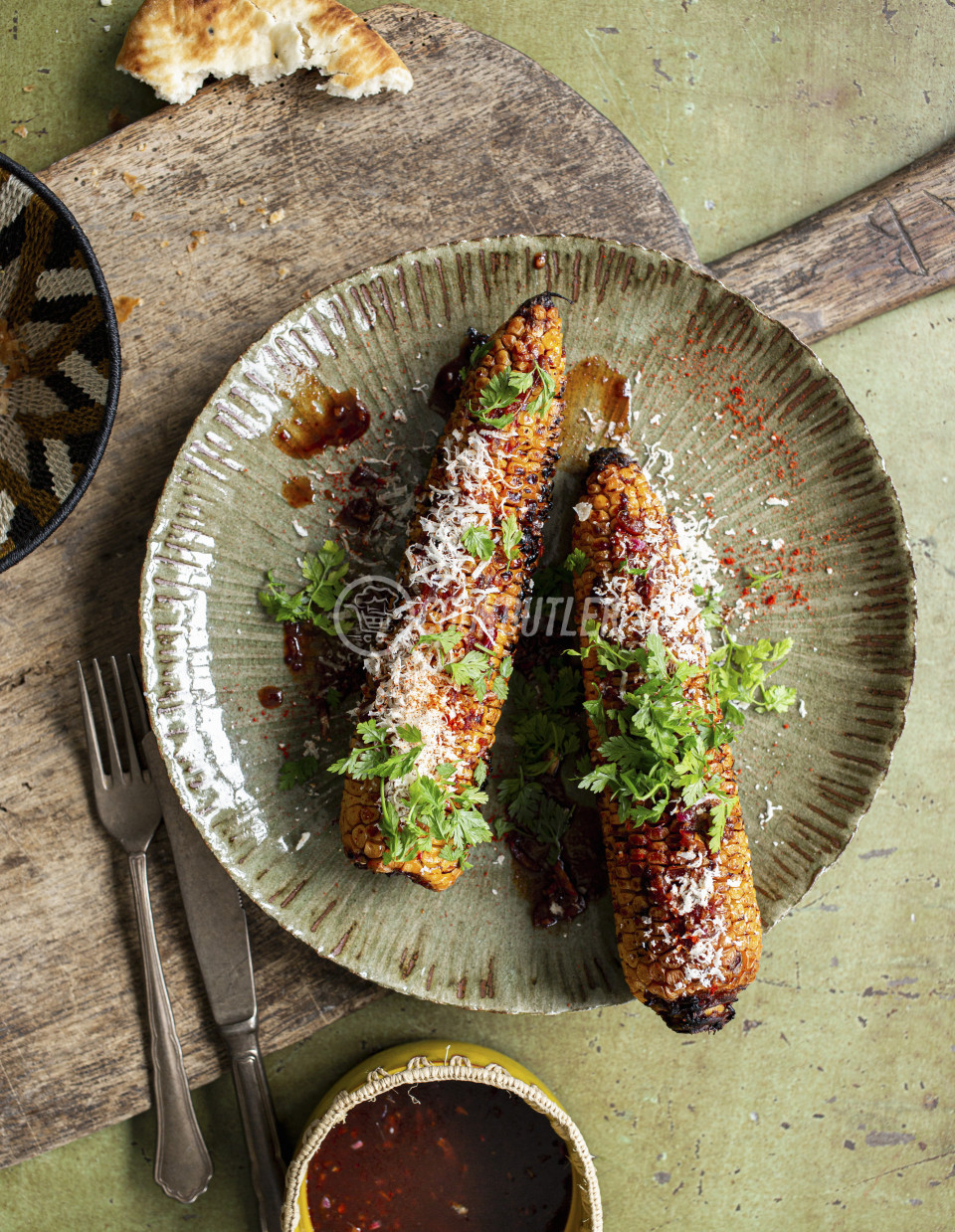 Smokey grilled corn on the cob with BBQ sauce | preview