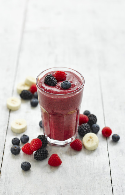 Berry smoothie with banana (vegetarian)