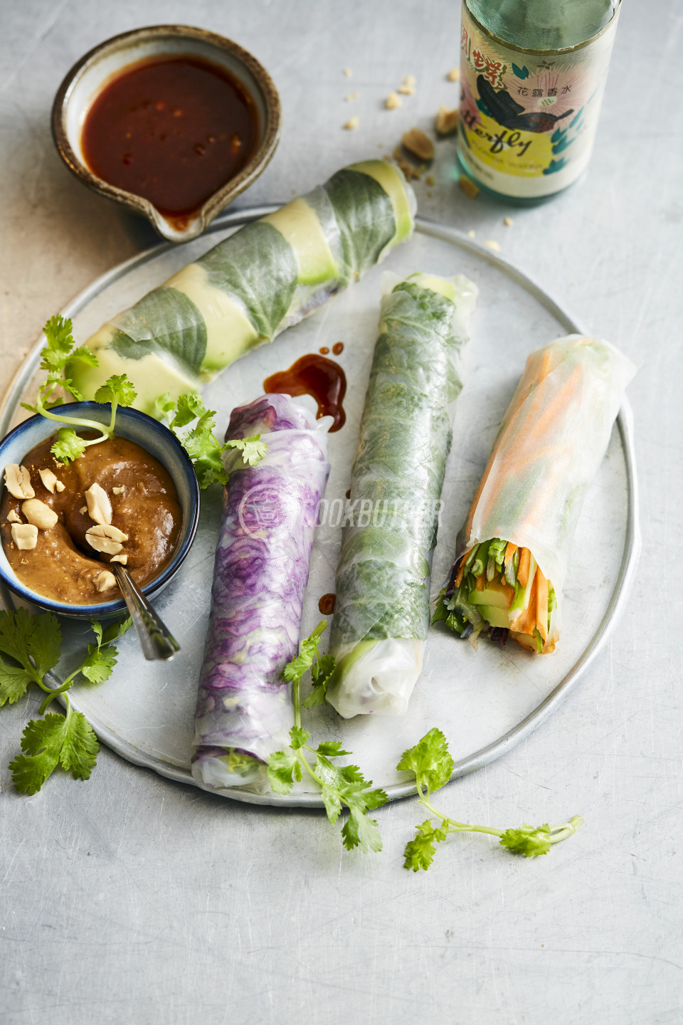 Summer rolls with vegetables and herbs with hoisin and peanut sauce (Vietnam) | preview