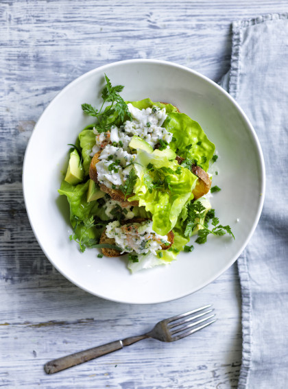 Lettuce and avocado salad, garlic bread and crab and herb mayonnaise