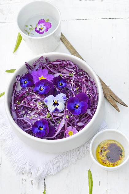 Red cabbage, pansy and primrose salad