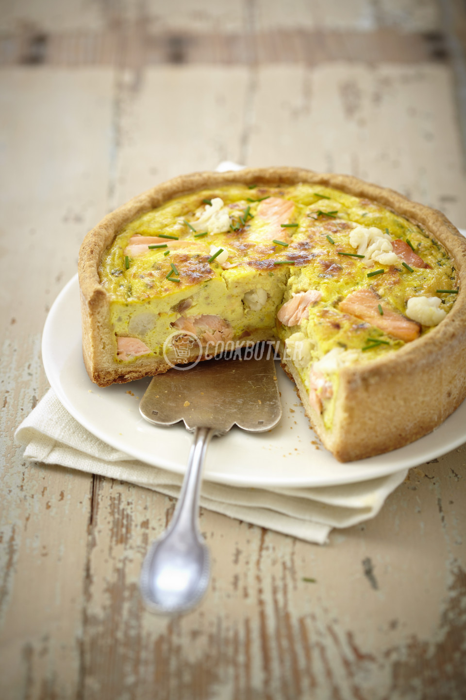 Salmon and cauliflower tart | preview