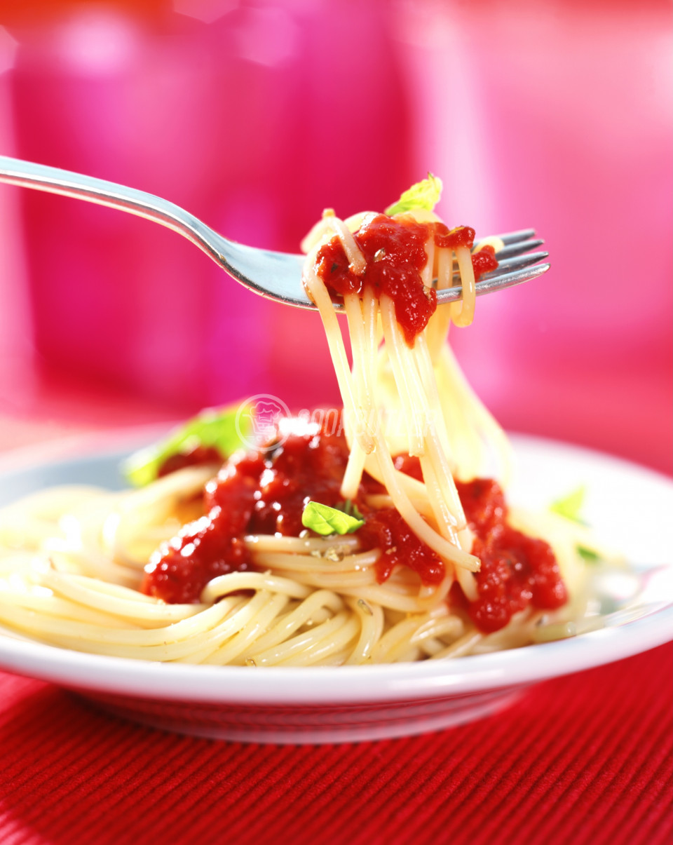 Spaghetti mit Tomatensugo | preview