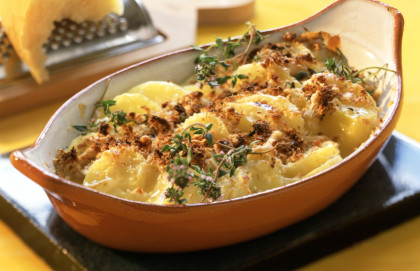 Kartoffelgratin mit Parmesankruste